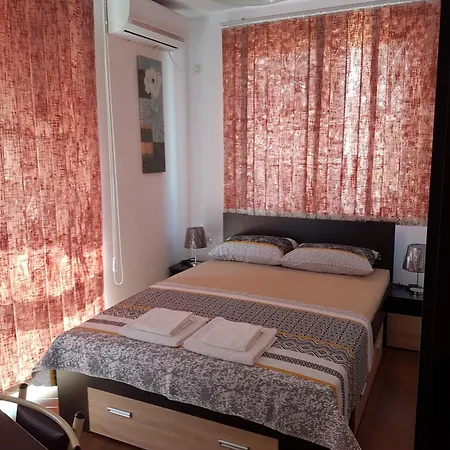 неделчеви 3* Приморско