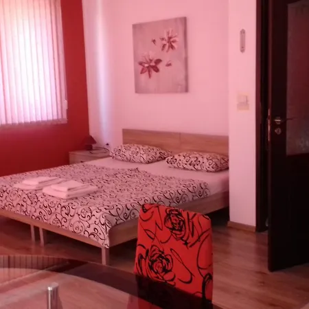 Къща за гости неделчеви 3*