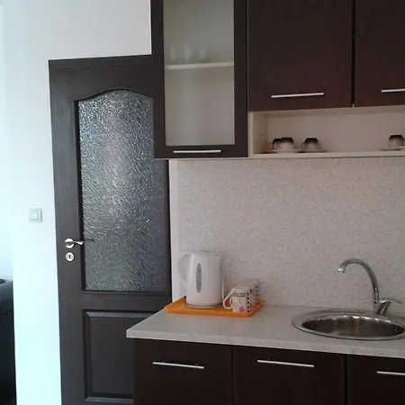 неделчеви 3*