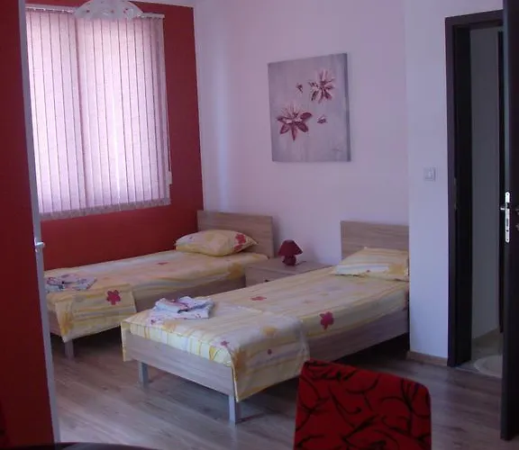 Гостьовий будинок Nedelchevi Приморсько