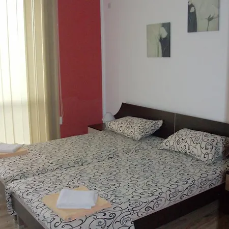 Nedelchevi 3* Primorsko